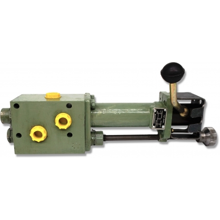 TŁOK CYLINDER PODNOŚNIKA C-330 + ROZDZIELACZ HYDRAULICZNY